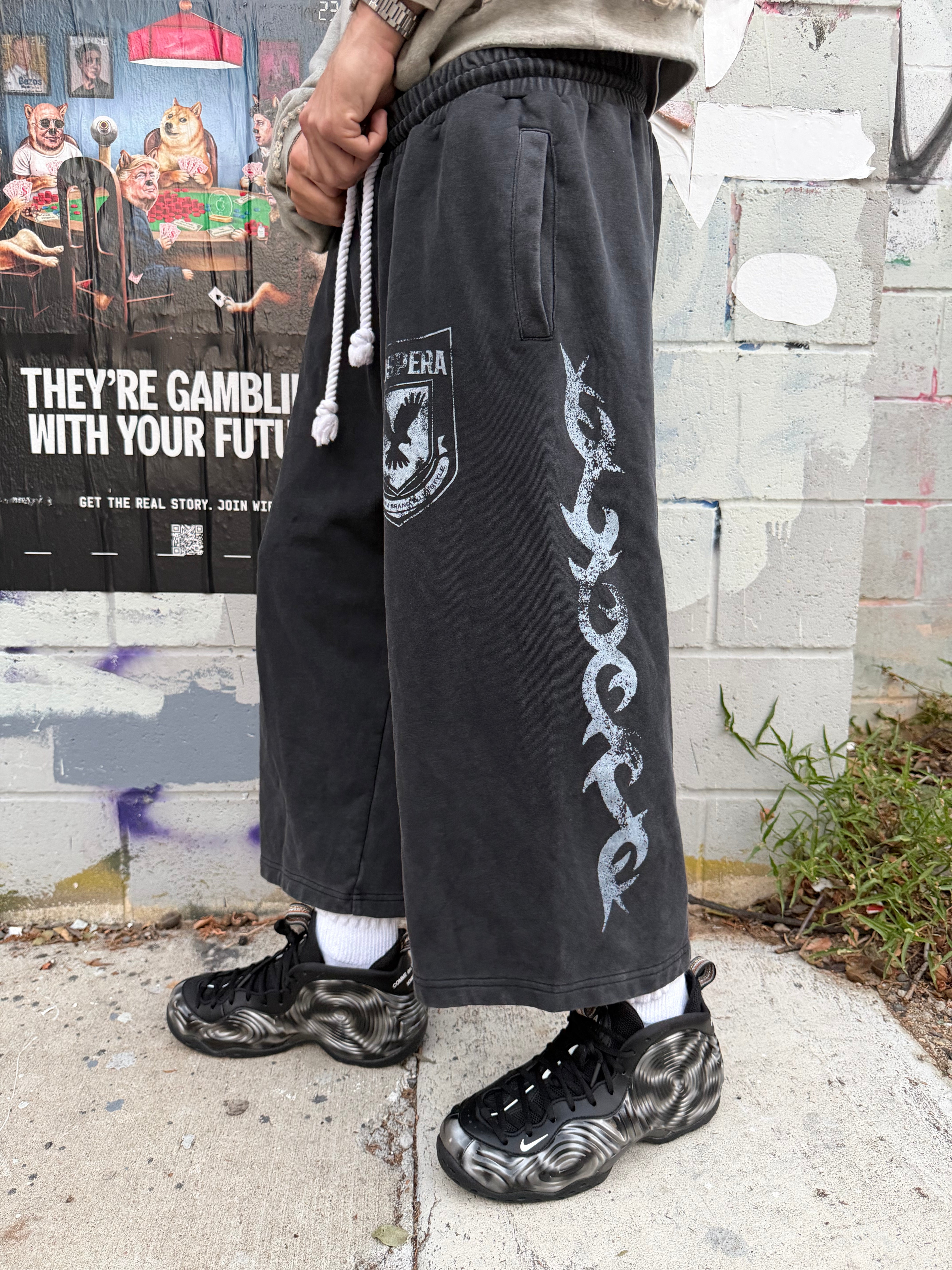 Black Prospera 3/4 Sweat Shorts