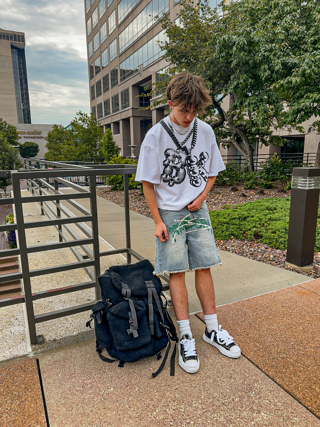 Prospera "Graffiti Green" Jorts